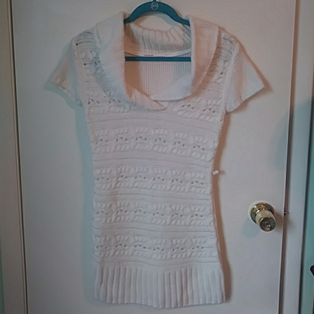 Creme sweater